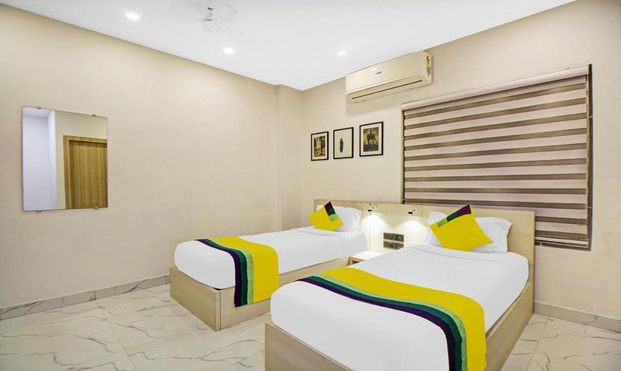 Itsy Hotels Transit Express Calcutta Exteriör bild
